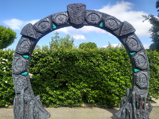 Round Portal grey with blue stone gem