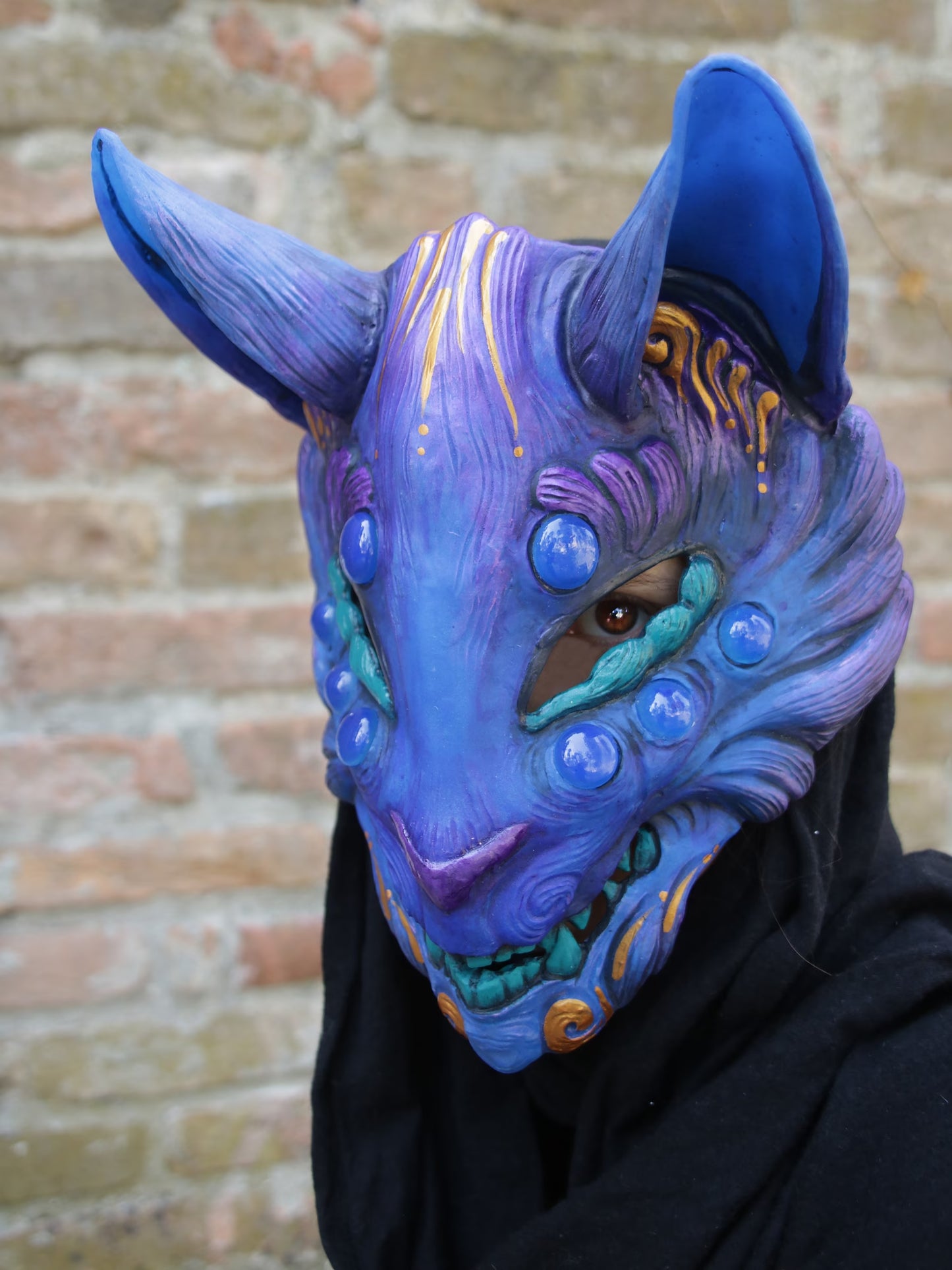 Kitsune Fluorescent Resin Mask