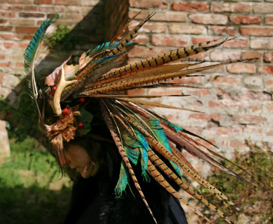 Tutorial: Headdress with Feathers