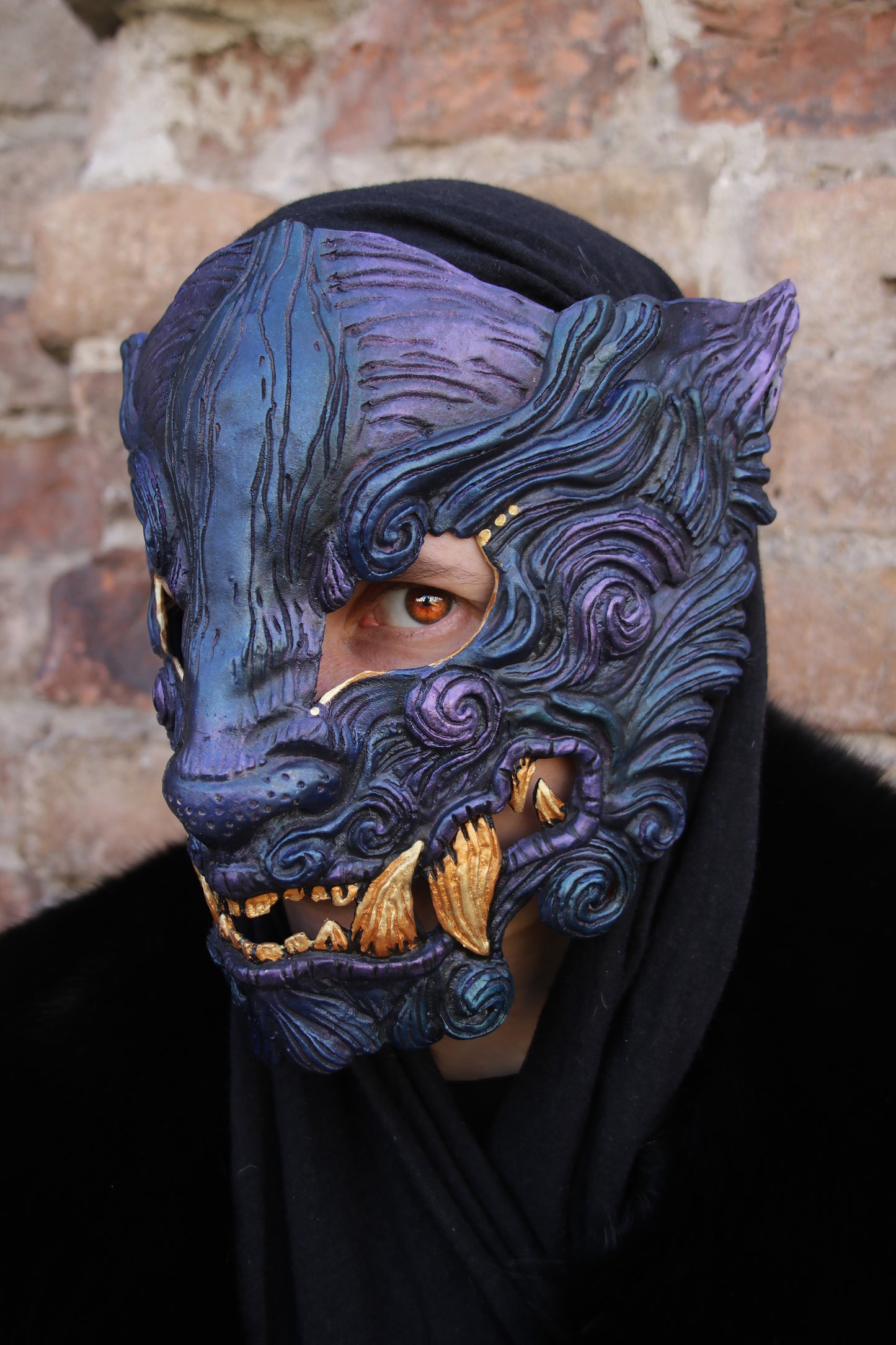 Gold fang Oni mask