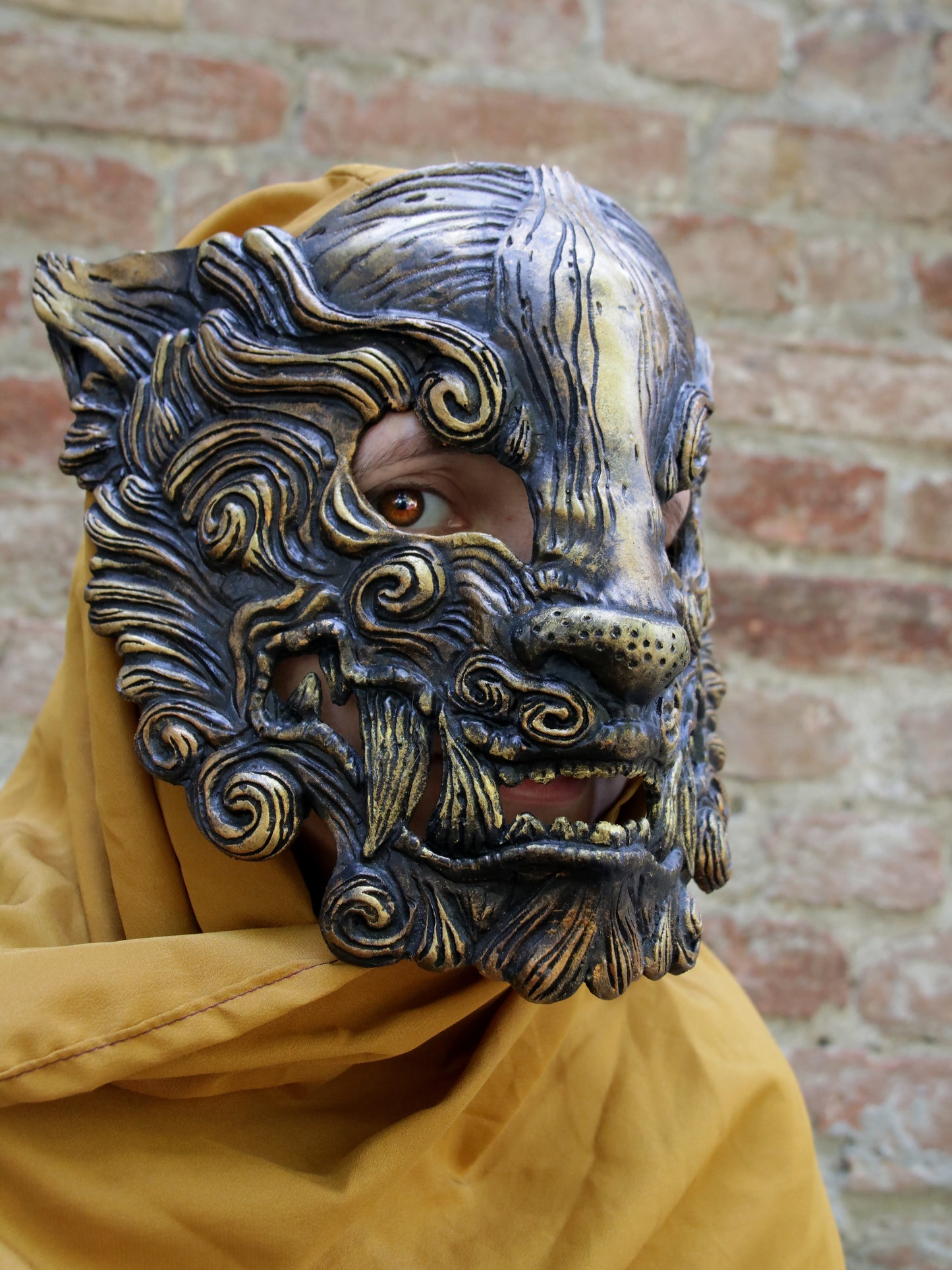 Black and Gold Oni mask